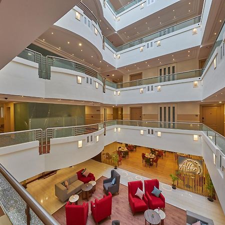 Tulip Inn Koramangala Бангалор Экстерьер фото