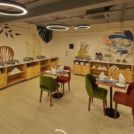 Tulip Inn Koramangala Бангалор Экстерьер фото