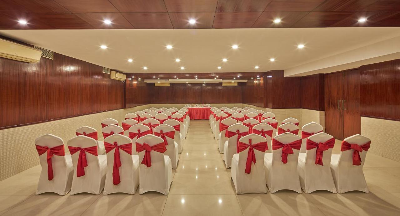 Tulip Inn Koramangala Бангалор Экстерьер фото