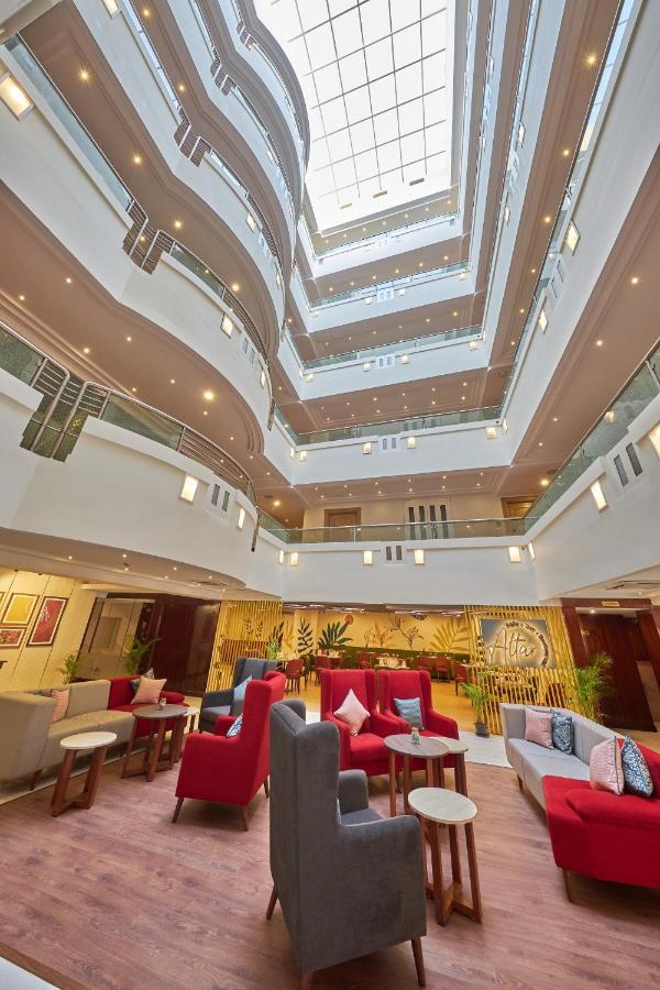 Tulip Inn Koramangala Бангалор Экстерьер фото