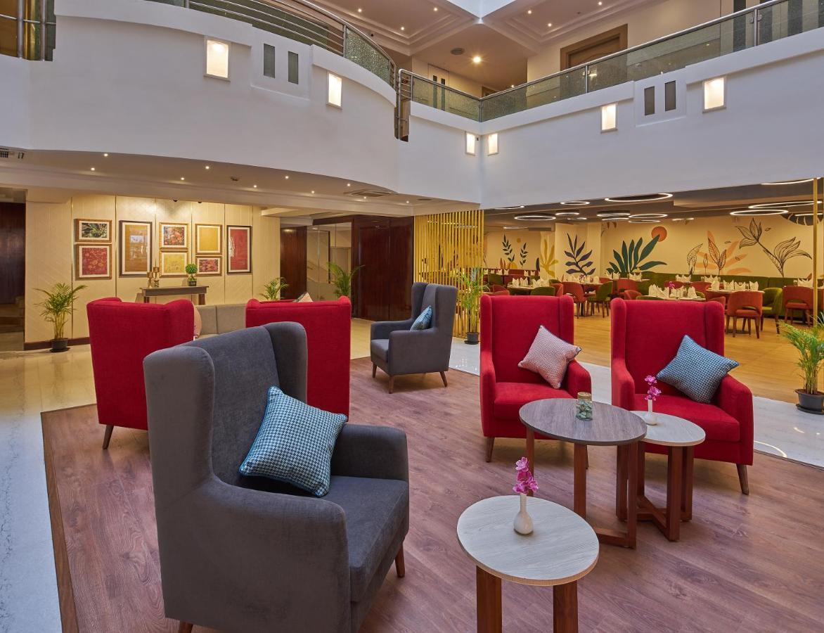 Tulip Inn Koramangala Бангалор Экстерьер фото