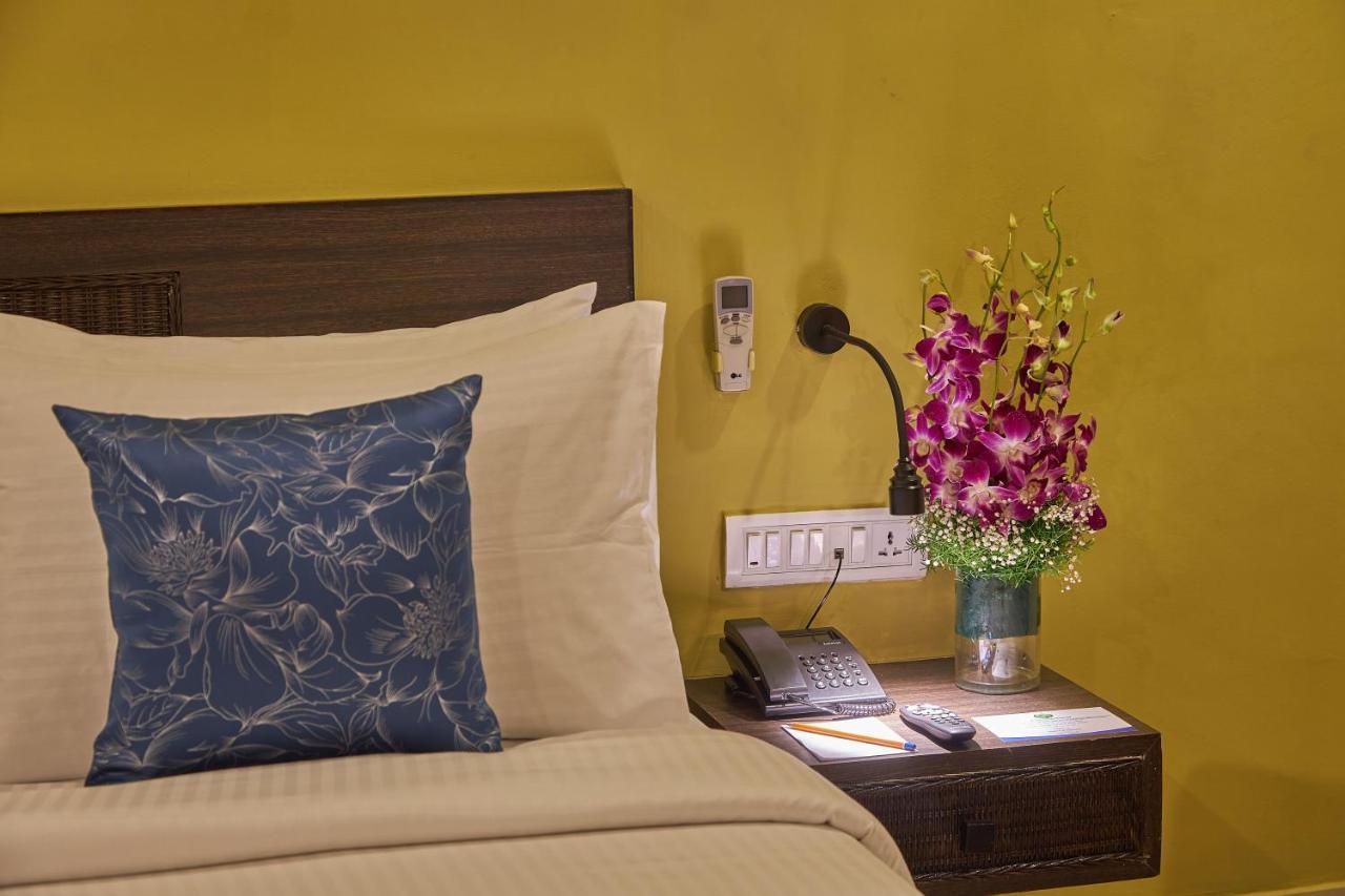 Tulip Inn Koramangala Бангалор Экстерьер фото