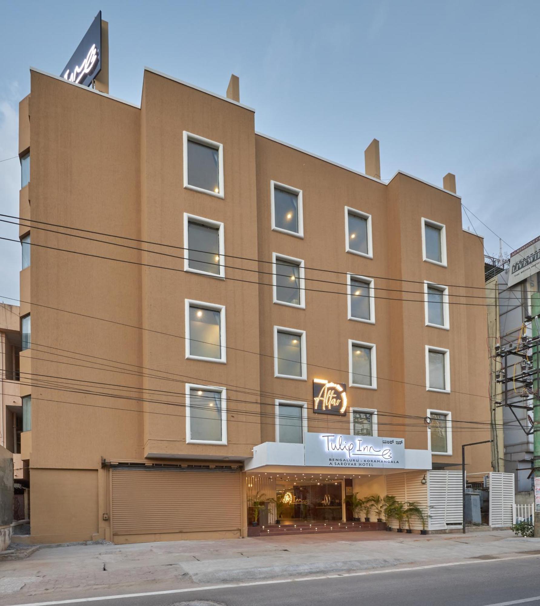 Tulip Inn Koramangala Бангалор Экстерьер фото